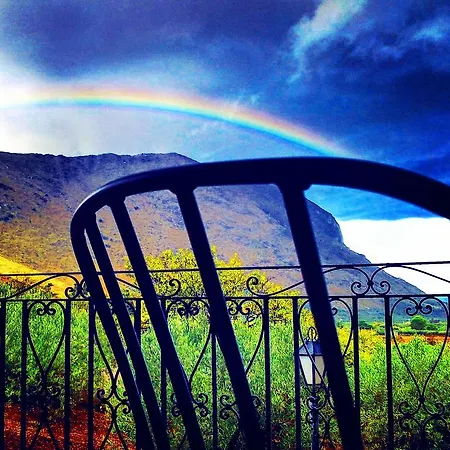 ベッド・アンド・ブレックファスト Poggio Di Mare カステッルッツォ