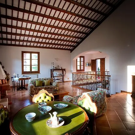 Poggio Di Mare Bed and Breakfast Castelluzzo