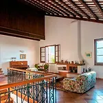 Poggio Di Mare לינה וארוחת בוקר 3*
