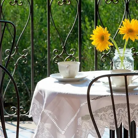 Poggio Di Mare Кастеллуццо