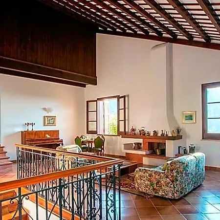 Poggio Di Mare Bed & Breakfast 3*