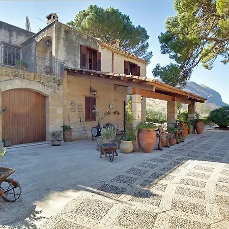 Poggio Di Mare Couette-café