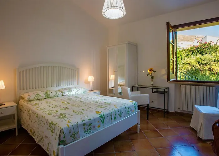 Bed & Breakfast Poggio Di Mare Castelluzzo