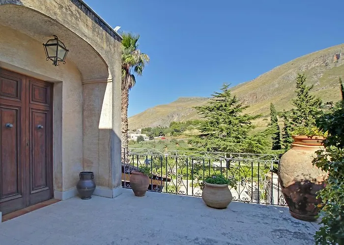 Poggio Di Mare 3* Castelluzzo